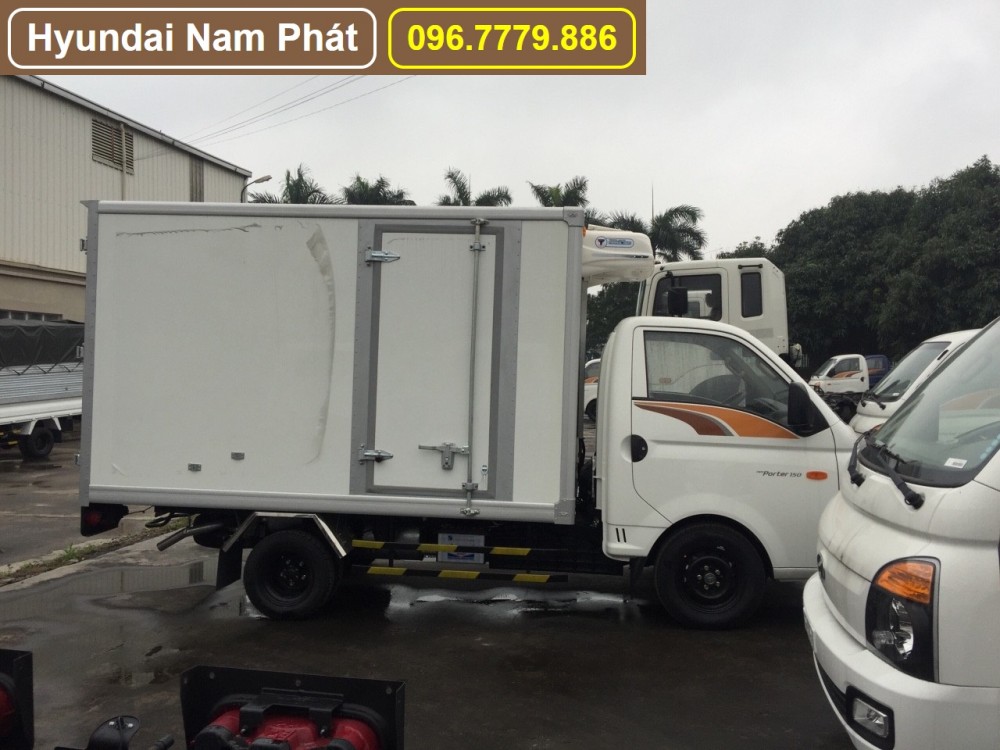 Xe tải Hyundai Porter Đông Lạnh H150 1,5 Tấn